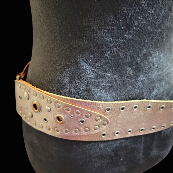 Fossil Copper Classic Leather Tooded Studded Belt Small - Picture 8 of 11